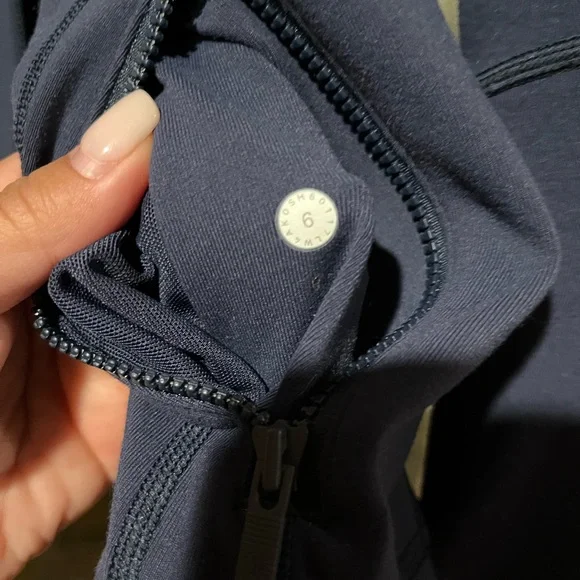 lululemon define Navy Jacket - Picture 3 of 5